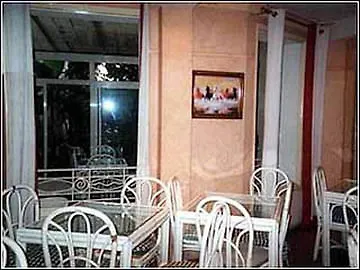 Szálloda Montmartrois 2*